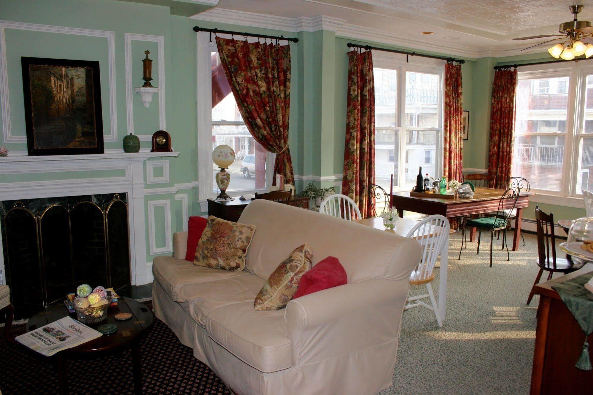 Carisbrooke Inn Bed & Breakfast Ventnor Esterno foto